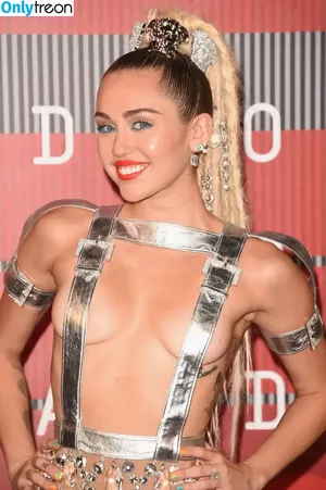 Miley Cyrus / MileyCyrus nude photo #2470