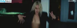 Miley Cyrus / MileyCyrus nude photo #2702