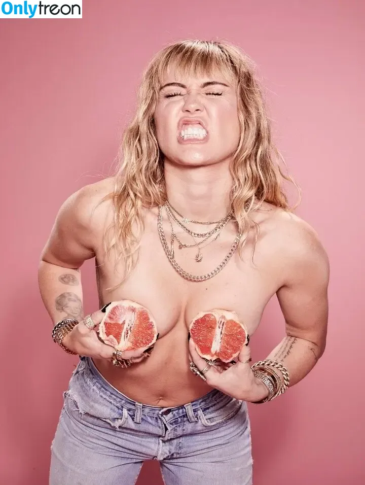 Miley Cyrus nude photo #2497 (MileyCyrus)