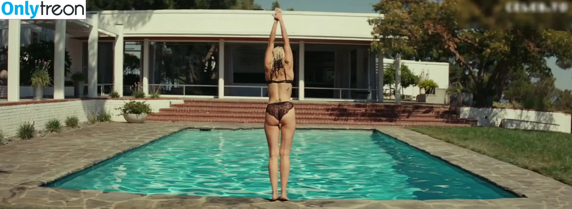 Miley Cyrus nude photo #2698 (MileyCyrus)