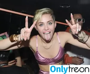 Miley Cyrus / MileyCyrus nude photo #3210