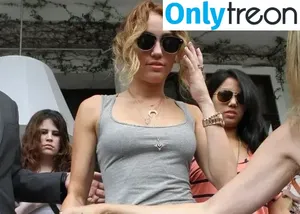 Miley Cyrus / MileyCyrus nude photo #3267