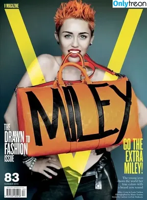 Miley Cyrus / MileyCyrus nude photo #3368
