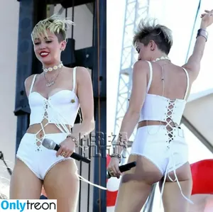 Miley Cyrus / MileyCyrus nude photo #3641