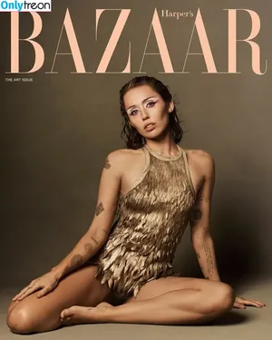 Miley Cyrus / MileyCyrus nude photo #3685