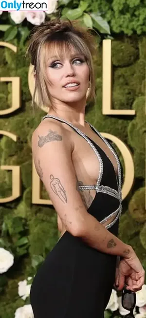Miley Cyrus / MileyCyrus nude photo #3783