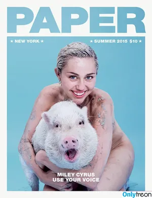 Miley Cyrus / MileyCyrus nude photo #3951