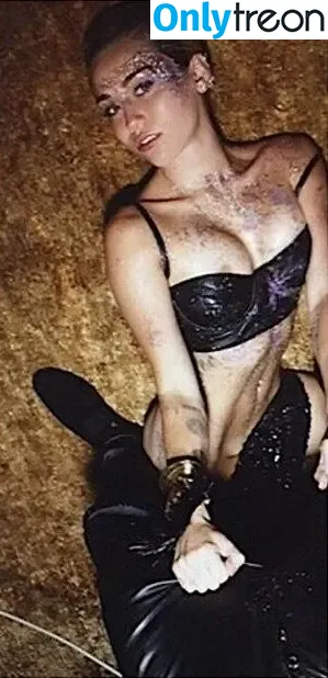 Miley Cyrus nude photo #3079 (MileyCyrus)