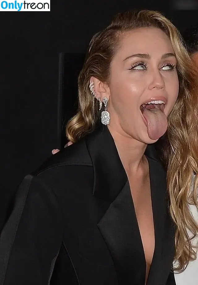 Miley Cyrus nude photo #3196 (MileyCyrus)
