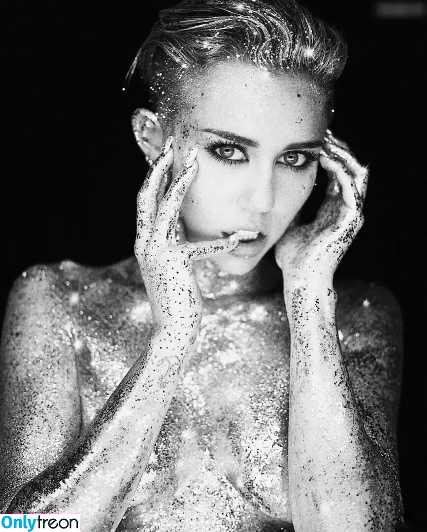 Miley Cyrus nude photo #3259 (MileyCyrus)