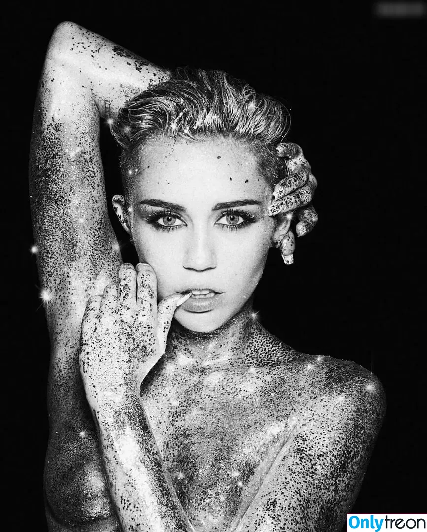 Miley Cyrus nude photo #3261 (MileyCyrus)