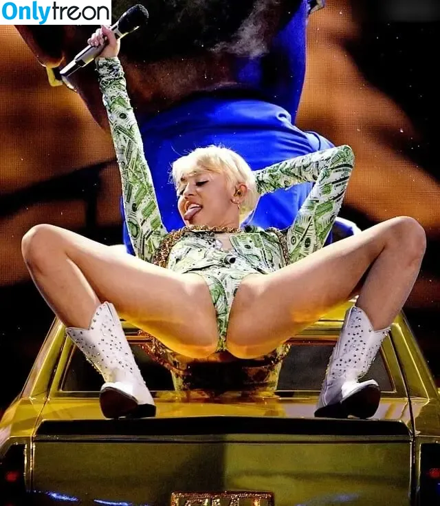 Miley Cyrus nude photo #3285 (MileyCyrus)