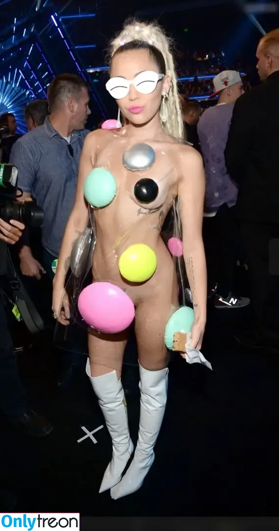 Miley Cyrus nude photo #3310 (MileyCyrus)