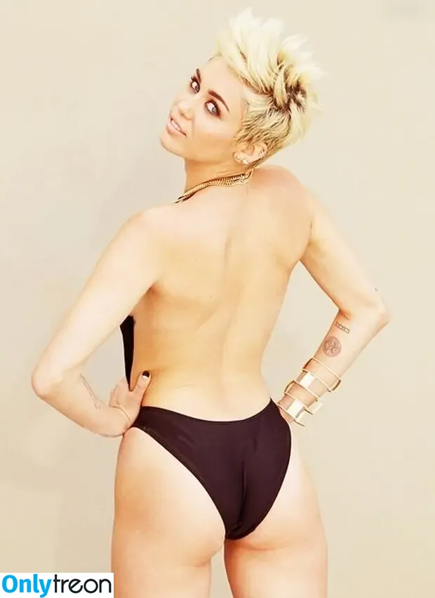 Miley Cyrus nude photo #3513 (MileyCyrus)