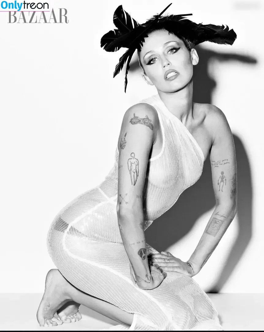 Miley Cyrus nude photo #3666 (MileyCyrus)