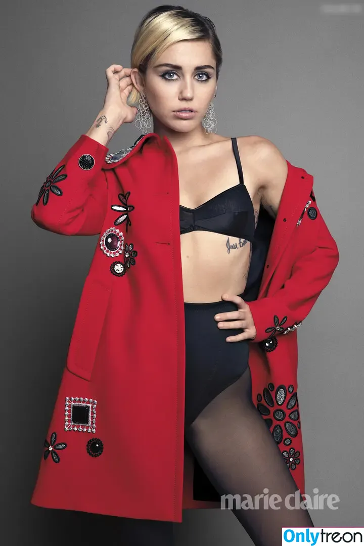 Miley Cyrus nude photo #3678 (MileyCyrus)
