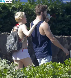 Miley Cyrus / MileyCyrus nude photo #4636