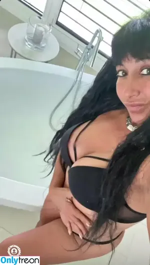  nude photo #0001