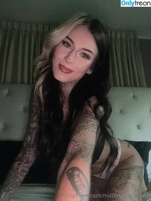 milfmoneyhoney / milfmoneyhoneyy / rhy_honeymoney nude photo #0068