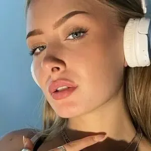 miliatkins / miliatkinscontent nude photo #0007