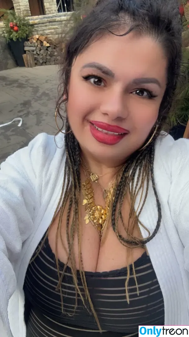 milkmomlove nude photo #0021 (milkmomlove)