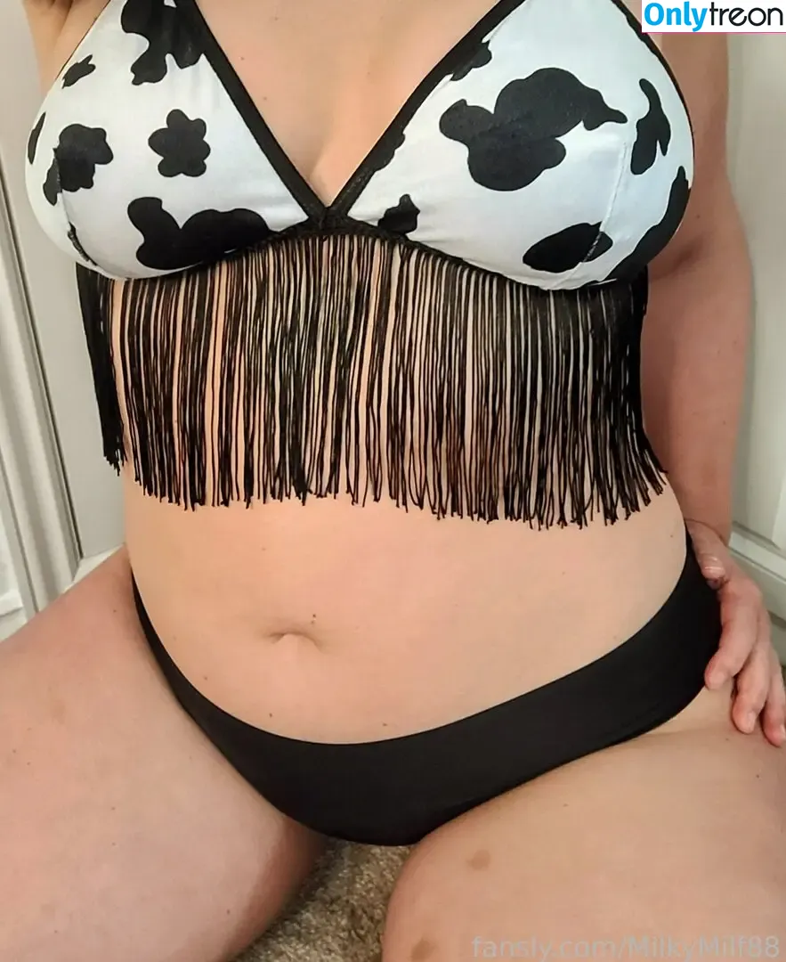 MilkyMilf88 nude photo #0117 (milkymilk2k)