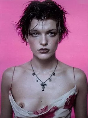 Milla Jovovich / MillaJovovich nude photo #0124