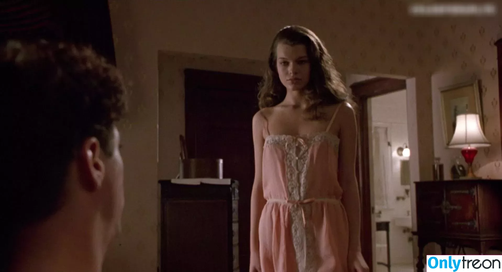 Milla Jovovich nude photo #0163 (MillaJovovich)