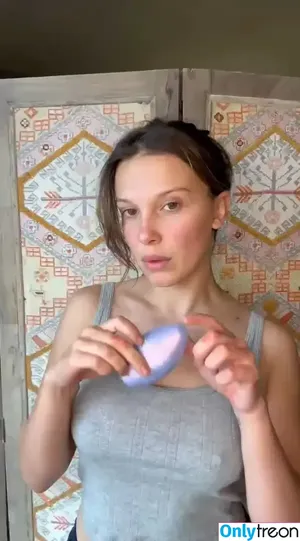 Millie Bobby Brown / milliebobbybrown nude photo #3475