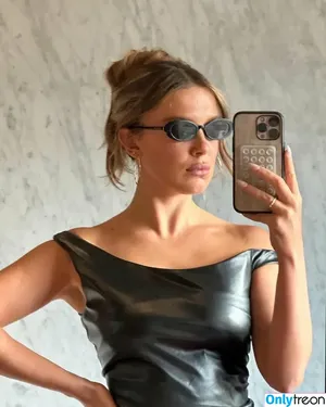 Millie Bobby Brown / milliebobbybrown nude photo #3587