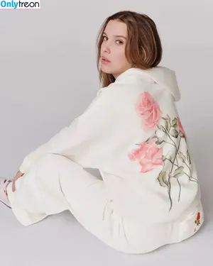Millie Bobby Brown / milliebobbybrown nude photo #3722