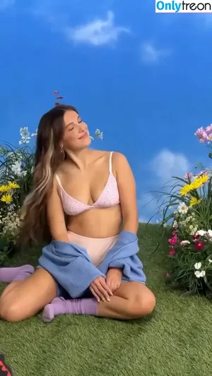Millie Bobby Brown / milliebobbybrown nude photo #3856