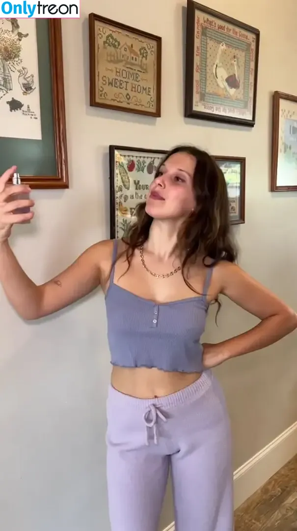 Millie Bobby Brown nude photo #3356 (milliebobbybrown)