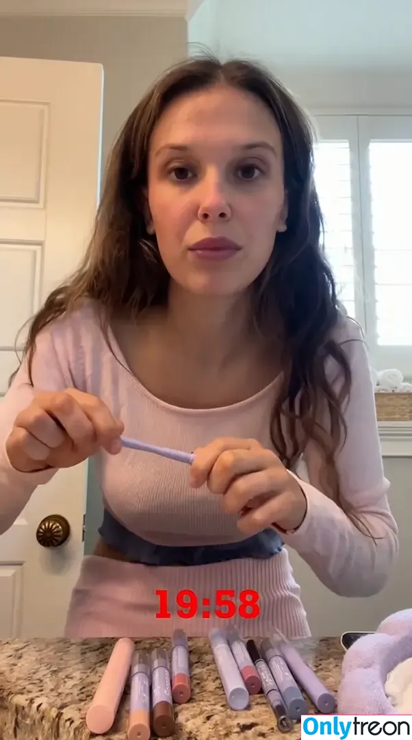 Millie Bobby Brown nude photo #3429 (milliebobbybrown)