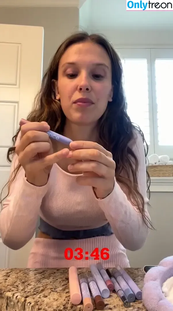 Millie Bobby Brown nude photo #3436 (milliebobbybrown)