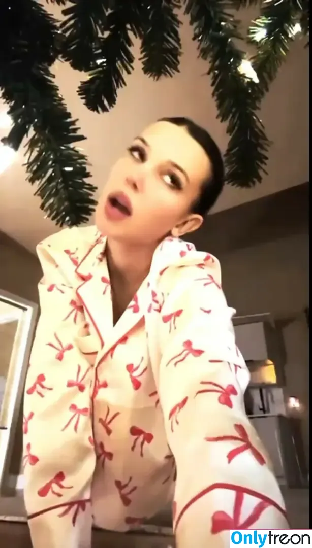 Millie Bobby Brown nude photo #3469 (milliebobbybrown)