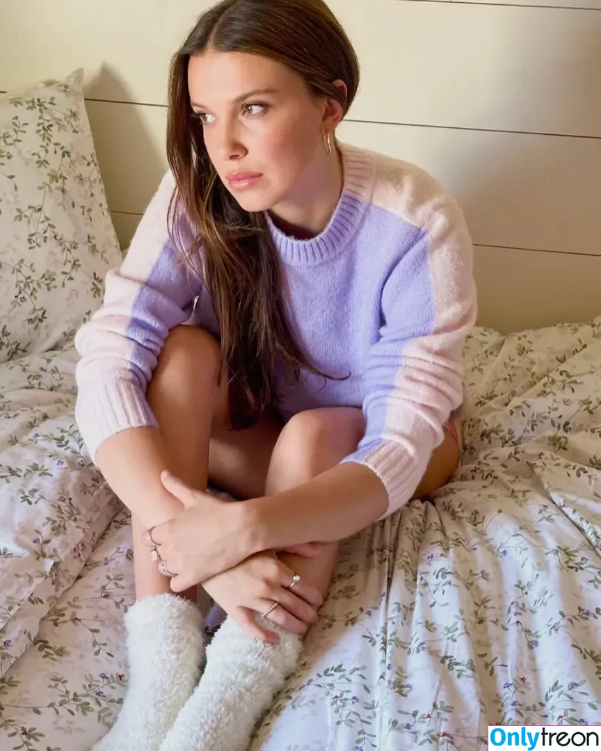 Millie Bobby Brown nude photo #3640 (milliebobbybrown)