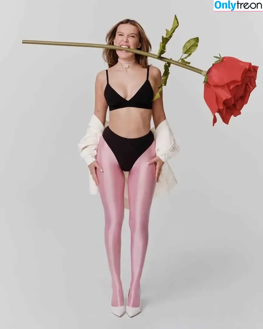 Millie Bobby Brown nude photo #3820 (milliebobbybrown)