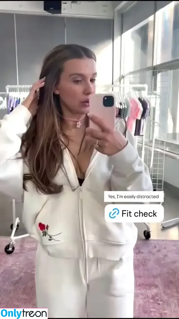 Millie Bobby Brown nude photo #3834 (milliebobbybrown)