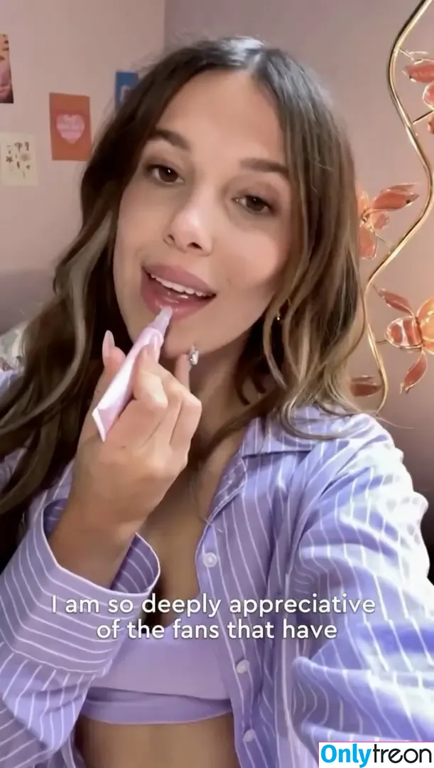 Millie Bobby Brown nude photo #3873 (milliebobbybrown)