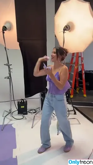 Millie Bobby Brown / milliebobbybrown nude photo #4019