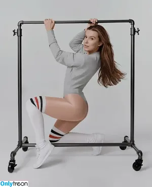 Millie Bobby Brown / milliebobbybrown nude photo #4522