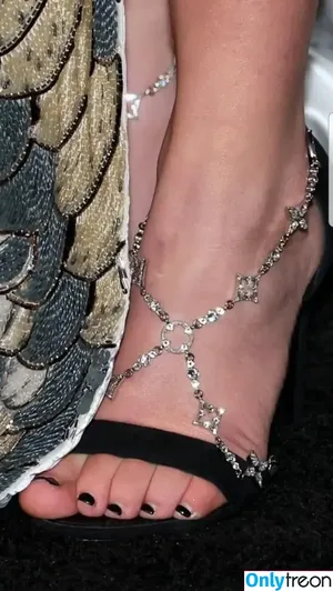 Millie Bobby Brown / milliebobbybrown nude photo #4675