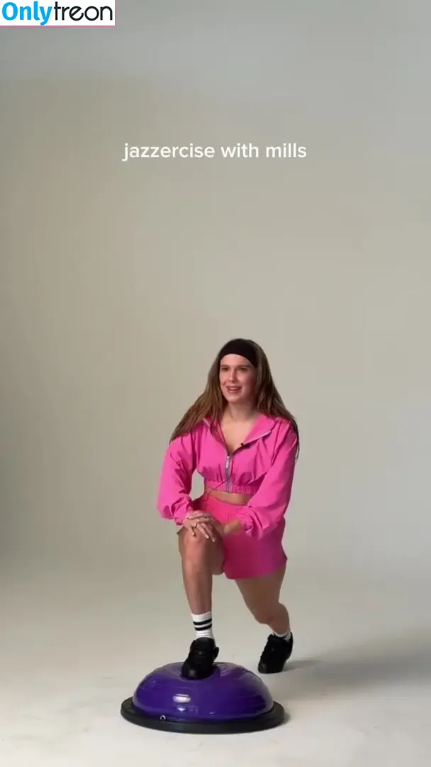 Millie Bobby Brown nude photo #4492 (milliebobbybrown)