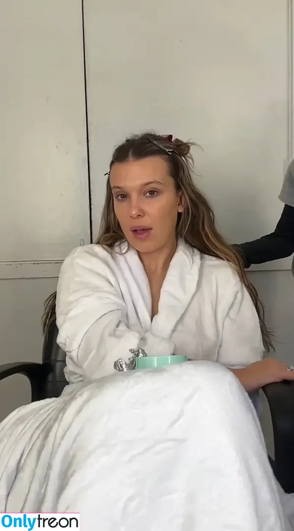 Millie Bobby Brown nude photo #4599 (milliebobbybrown)