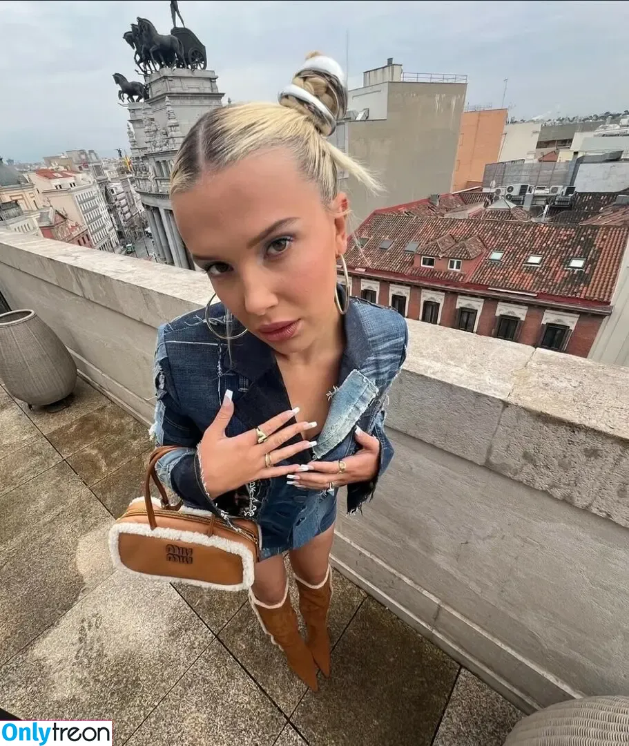 Millie Bobby Brown nude photo #4809 (milliebobbybrown)