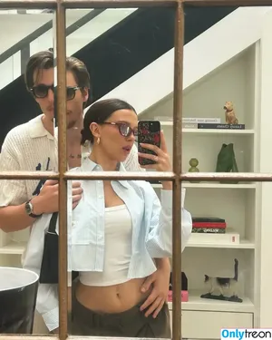 Millie Bobby Brown / milliebobbybrown nude photo #5714