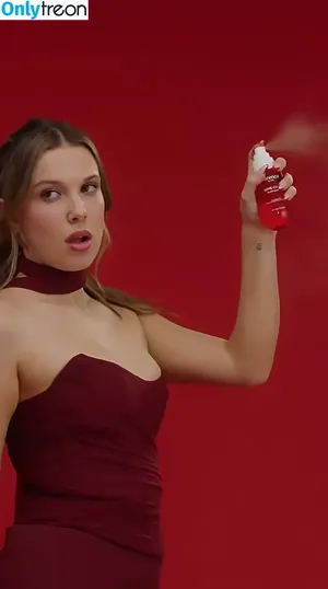Millie Bobby Brown / milliebobbybrown nude photo #5727