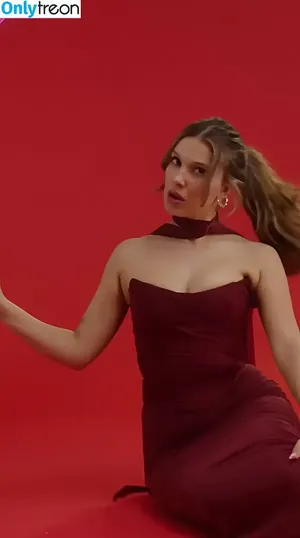 Millie Bobby Brown / milliebobbybrown nude photo #5728
