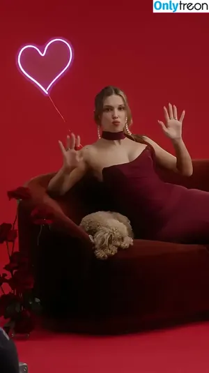 Millie Bobby Brown / milliebobbybrown nude photo #5737